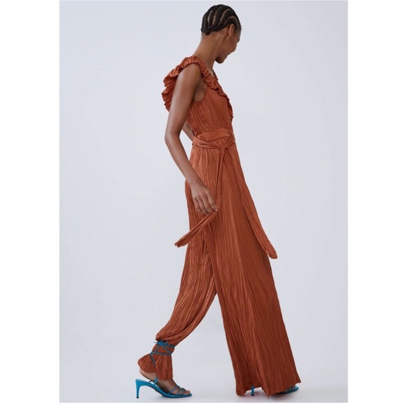 WRINKLED LOOK JUMPSUIT - Picture 2 of 7